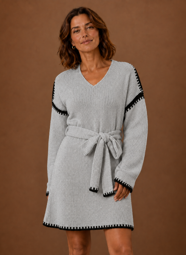 Céleste – Robe Pull Col V Ceinturée Femme