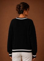 Marine – Pull Col V Maille Torsadée Femme