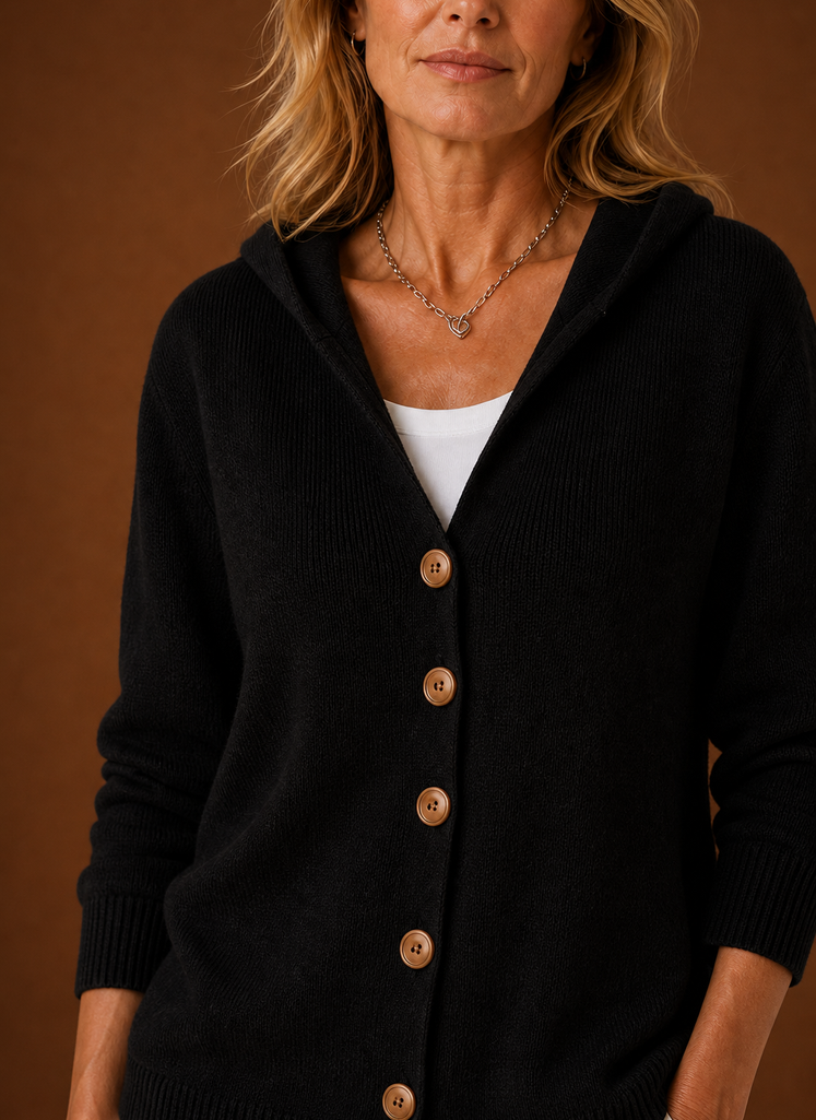 Mathilde – Gilet à Capuche Boutonné Femme en Maille