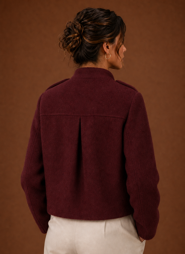 Suzanne – Veste Courte Boutonnée Femme