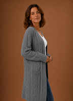 Chalet – Gilet Long à Capuche Maille Torsadée Femme