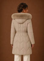 Courchevel – Doudoune Longue Femme Capuche Fausse Fourrure