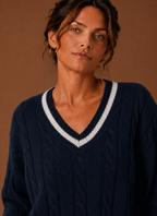 Marine – Pull Col V Maille Torsadée Femme