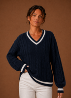 Marine – Pull Col V Maille Torsadée Femme