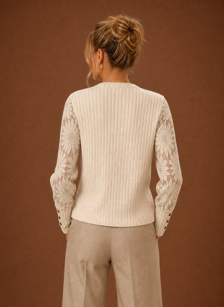 Ophélie – Pull Maille Côtelée Femme Manches en Dentelle