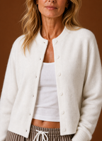 Mélanie – Gilet Col Rond Boutonné Femme en Maille